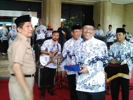 Pencarian PGRI Hulusungaiselatan - Persatuan Guru Republik Indonesia Cabang Hulusungaiselatan